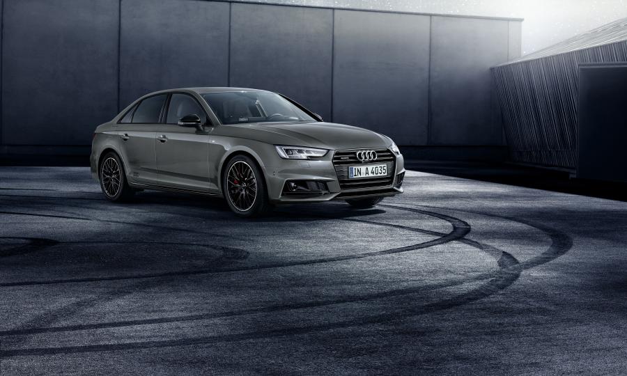  Audi A4 Black Edition (B9) 2017 года  (фото 1 из 1)